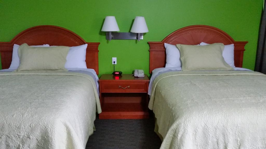 Nipissing Inn ノースベイ 部屋 写真