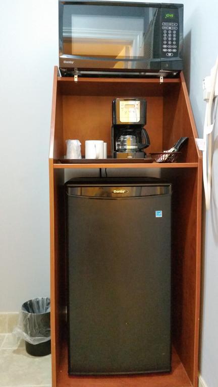 Nipissing Inn ノースベイ 部屋 写真